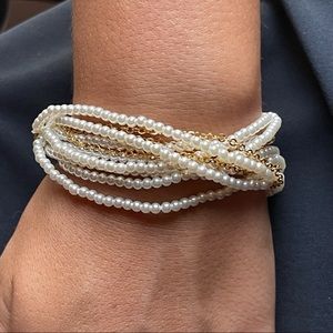 Vintage faux pearl and gold bracelet